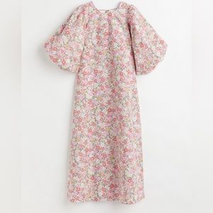 Cottage-core H&M floral tie-back midi dress with puff sleeves.